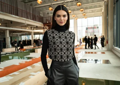 L.....h - #panieodlunch #ladnapani #kendalljenner #buziaboners #slodkijezu