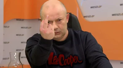 wiekuisty - @aut91: Mati ale w ogóle co to to za pomysł wychodzić na mecz w dziesięci...