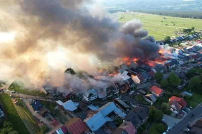 nawiekiwiekowamen - Płonie kilkanaście domów w miejscowości Nowa Biała. Współczuje mi...