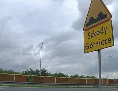 NdFeB - @szyy: ja pamiętam jak w Rudzie Śląskiej autostrada A4 zapadła się jeszcze pr...