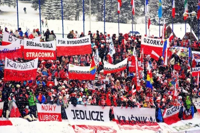 BartStaszewski - @Jazdazdegeneratami: rozumiem, że tylko kibice na skokach narciarski...