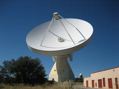 Soso- - Hiszpański radioteleskop RT-40m 
Ależ on GŁADKI! 
#codziennyradioteleskop