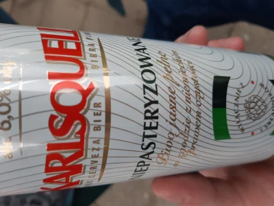 pilzmeister - Znajomy poczęstował mnie piwem. Typowy sikacz z marketu, ale z grzeczno...