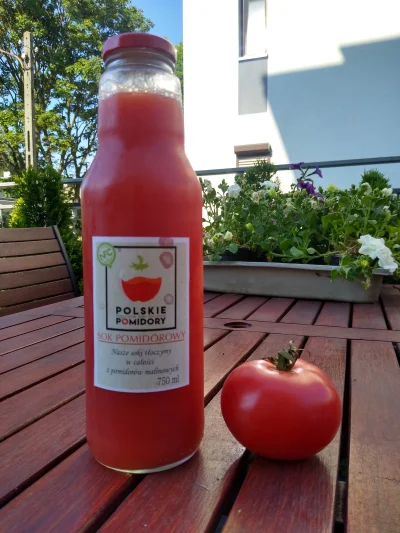 walerr - Polskie soki pomidorowe z pomidorów malinowych. Sok z obsługą płatności NFC....