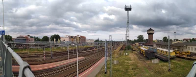 sylwke3100 - Taki tam widok kolejowy z Opola


#slask #opole #kolej #pociagi #wiez...
