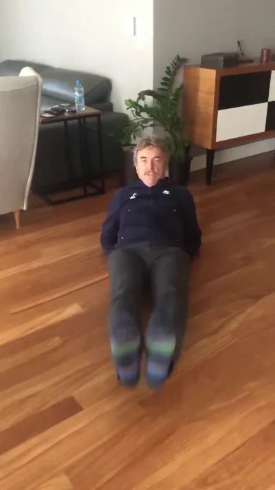 B.....a - Czemu odkyłem to dopiero teraz
#mecz #pilkanozna #kanalsportowy #reprezent...