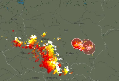 sprawca_komfortu - niech ktoś sprawdzi co u czechów
#burza #tornado