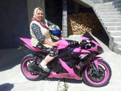 NdFeB - Moja babka jest fanatyczką moturów #motorsport #motocykle