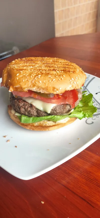 willyfog - Burgerek mojej roboty, teraz go #!$%@? 乁(♥ ʖ̯♥)ㄏ
#burger #gotujzwykopem #c...
