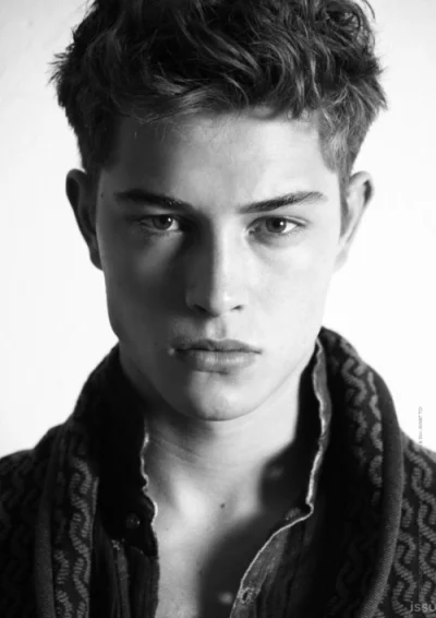 D.....r - #ciekawiebrzydcymezczyzni

Francisco Lachowski