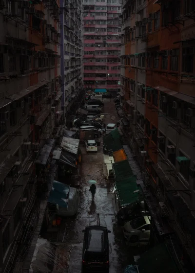 frex - @gatunek8472: Co by nie mówić, Kowloon od środka wcale nie wygląda gorzej od t...