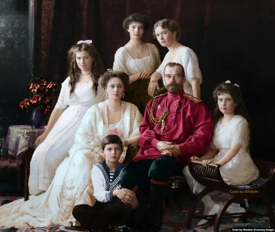 myrmekochoria - Car Mikołaj II ze swoją rodziną. 

#starszezwoje - tag ze starymi g...