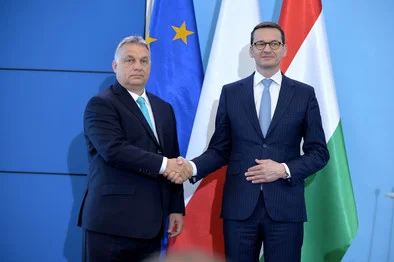 j.....6 - Tusk, premier Polski to chociaż spotykał się z przedstawicielami największy...