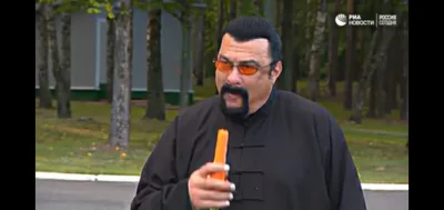 JasioPompka - #heheszki #humorobrazkowy

Steven Seagal z marchewką