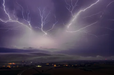 polock - Nocna burza nad moim regionem
Zdjęcie z FB
#pogoda #burza