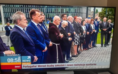 SebaD86 - Patrzcie ile głąbów na jednym zdjęciu!
Kumulacja!
Hej #Warszawa rzućcie w...