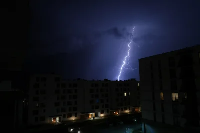 komanczos - #lublin #burza #fotografia 

Trochę się błyskało. Na 314 zdjęć z balkon...