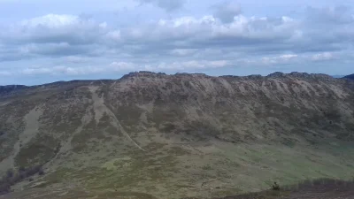 WR9100 - Widok z Szerokiego Wierchu na okolice Połoniny Dźwiniackiej i Bukowego Berda...