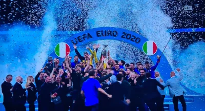 radziuxd - Lista obecności tego wspaniałego finału Euro 2020! 
( ͡° ͜ʖ ͡°)
#mecz #eur...
