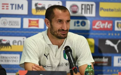 alverini - Chiellini po ostrej wypowiedzi na konferencji wychodzi z hukiem drzwi: "Dr...