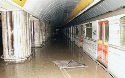 Michal9788 - Kiedyś zalało metro w Pradze. Konkretnie w 2002 roku.
https://d1bvpoagx...