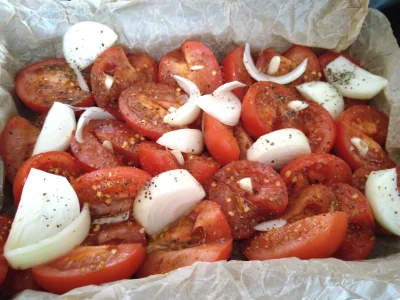 mielonkazdzika - Upieke sobie pomidory z czosnkiem, cebula i przyprawami.
Zrobie z t...