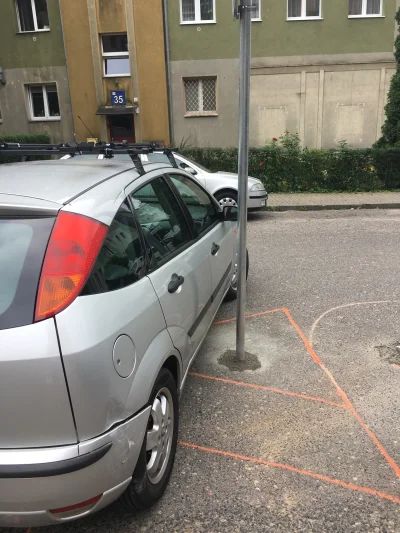 buras_89 - Dziś rano przestawiłem auto pod moim blokiem. Ktoś mądry z urzędu miasta p...