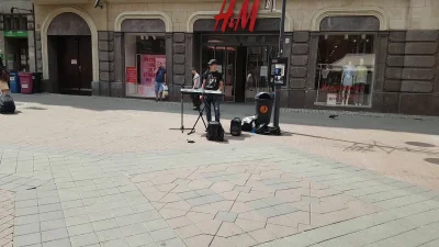 Marekexp - Nie dość, że cię w centrum wkurzają na kazdym kroku ulotkami albo zbiórkam...