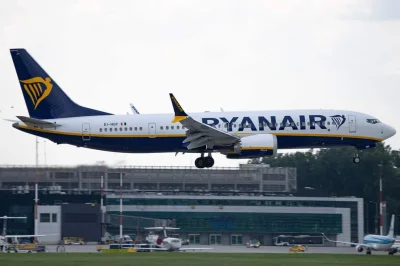 r.....r - Ryanair pierwszy raz w #krakow na 737 Max, czy tam 8200 jak to nazywają żeb...