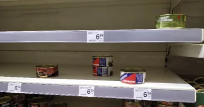 C.....k - Coście najlepsze zrobili, w sklepach zaczyna brakować konserw

#koronawir...