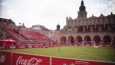 bisu - Coca Cola też miała ciekawe pomysły ( ͡° ͜ʖ ͡°)
https://lovekrakow.pl/galeria...