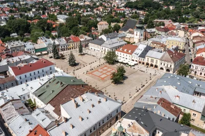 rudeiczarne - KROSNO – Nazywane małym Krakowem i także stolica szkła i wina.
Nasze r...