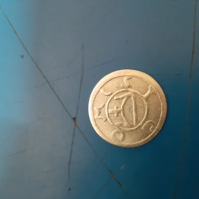 DarthRegis - #kiciochpyta #numizmatyka

Ktoś może mi powiedzieć co to za moneta/żet...