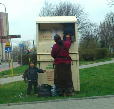 PanMaglev - Niedaleko od mojego mieszkania postawili pojemnik na odzież i regularnie ...