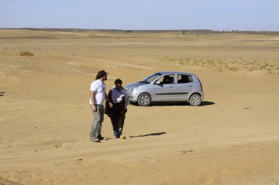 sciana - @siekieromotyka: @Anjinsan87: Tutaj Kia Picanto w swoim żywiole na Saharze