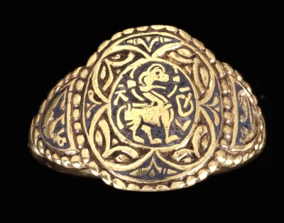 myrmekochoria - Dwa pierścienie króla Æthelwulfa, IX wiek przed naszą erą. 

#stars...