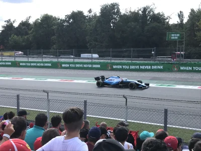 Cecztery - @07zglosSie: ostatni sezon Robsona w F1 i zwycięstwo Ferrari u siebie, to ...