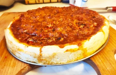 Mishy - Deep dish Czikago pizza 
#gotujzwykopem #pizza #dietaopartanapizzy