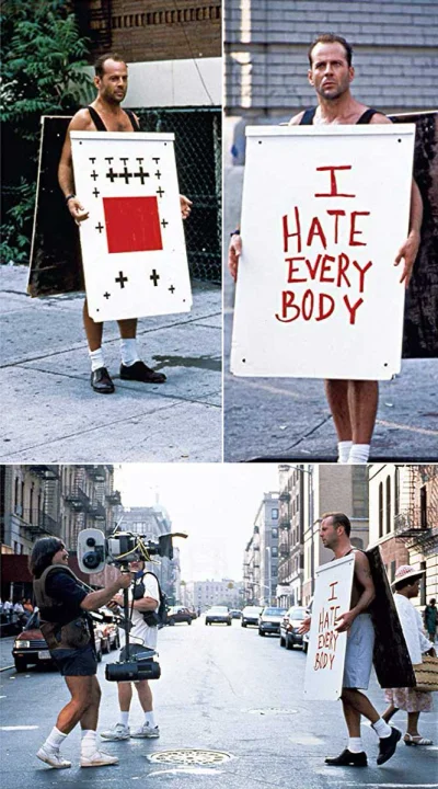 Intelekt - @prgwzk: Były dwie tablice: jedna z napisem "I HATE EVERY BODY" (widoczna ...