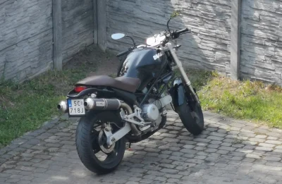 s.....s - @eltanol3000: Ducati Monster 600 (2004) odświeżony, odmalowany, customowa k...