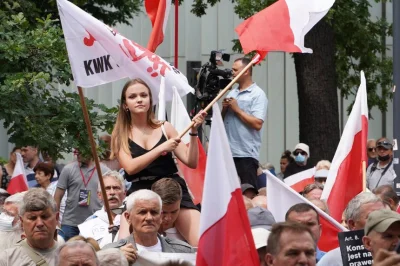 majcher_krk - A teraz przypomnijmy sobie jak wyglądał wiec poparcia dla TK, zorganizo...