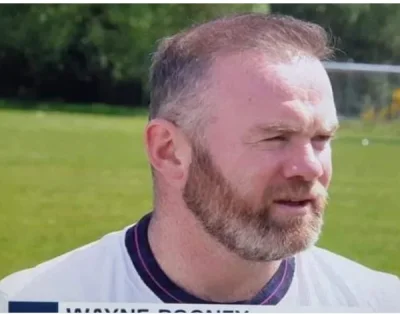 jarema87 - Rooney to genetycznie przegrał życie. Nie dość że mu włosy wypadły w wieku...