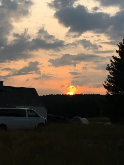 KleKotka - Byłam na Hali Izerskiej, przygotowana na nocne oglądanie nieba, spadło tro...