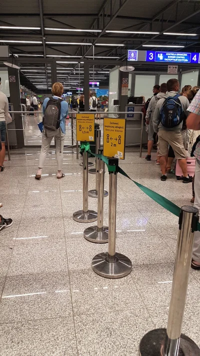 krzywousty80 - Katowice airport przy odprawie celnej/covidowej
Elastyczne regulacje c...