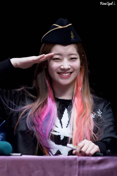 leninek - Salut
#dahyun #twice #koreanka