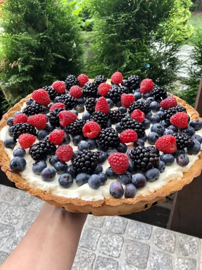 cassiopei - To tarta na spodzie bezglutenowym z mąki kokosowej i kukurydzianej. Masa ...