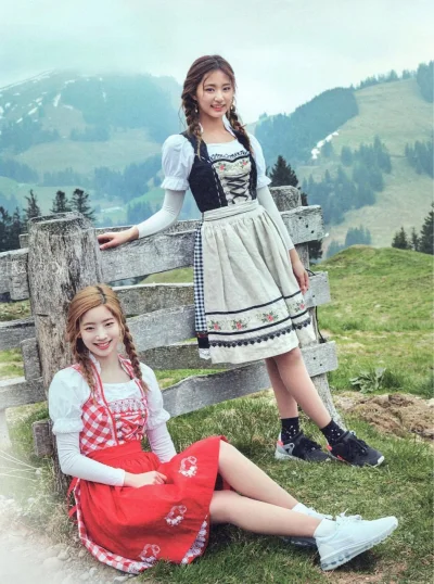 Amenotejiikara - #dahyun #tzuyu #twice #koreanka