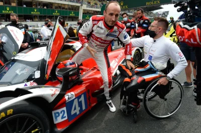 red7000 - Kto zawinił?

Zwycięstwo było na wyciągnięcie renki.

#lemans #kubica