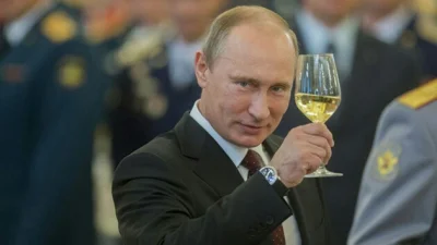 drMuras - Wyciekło zdjęcie Władimira Putina który dowiedział się o słowach Frasynika ...