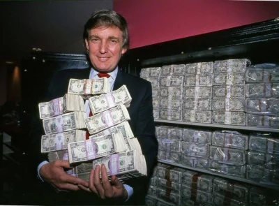 4ntymateria - Donald Trump trzyma milion dolarów w swoim kasynie Trump Taj Mahal. Atl...